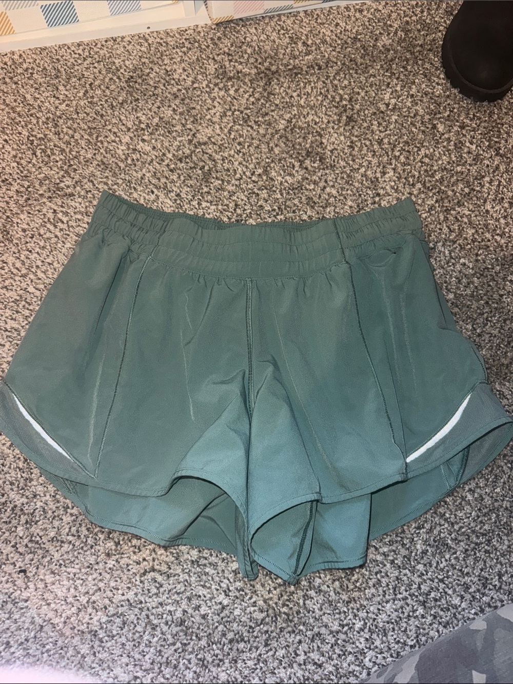 lululemon athletica Women's Athletic Shorts in Teal Green